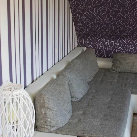 Alles, Ausser Gewoehnlich Apartamento *